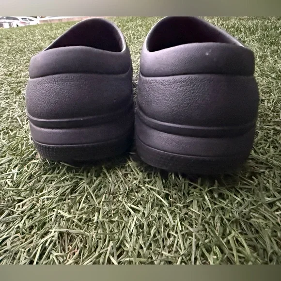 Crocs Black On The Clock LiteRide™ Work Slip-On Sz(7M -9W) - Picture 4 of 7